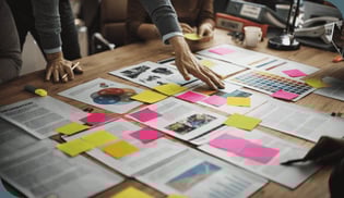 business-people-are-brainstorming