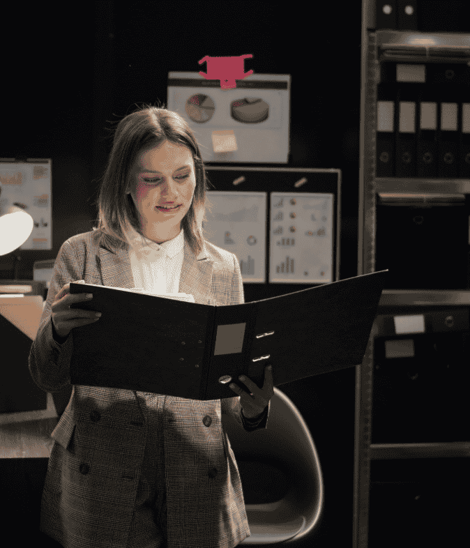 detective-inspector-examines-case-files